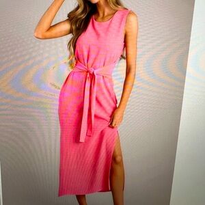 CORAL WAIST TIE MAXI DRESS Size Medium